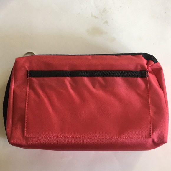 Premium Aneroid Sphygmomanometer W/Carrying Case - Picture 2 of 4